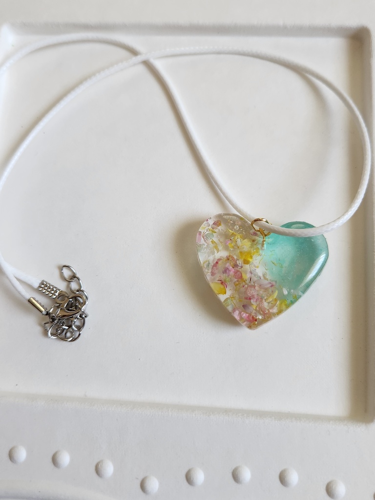 ハートのネックレス