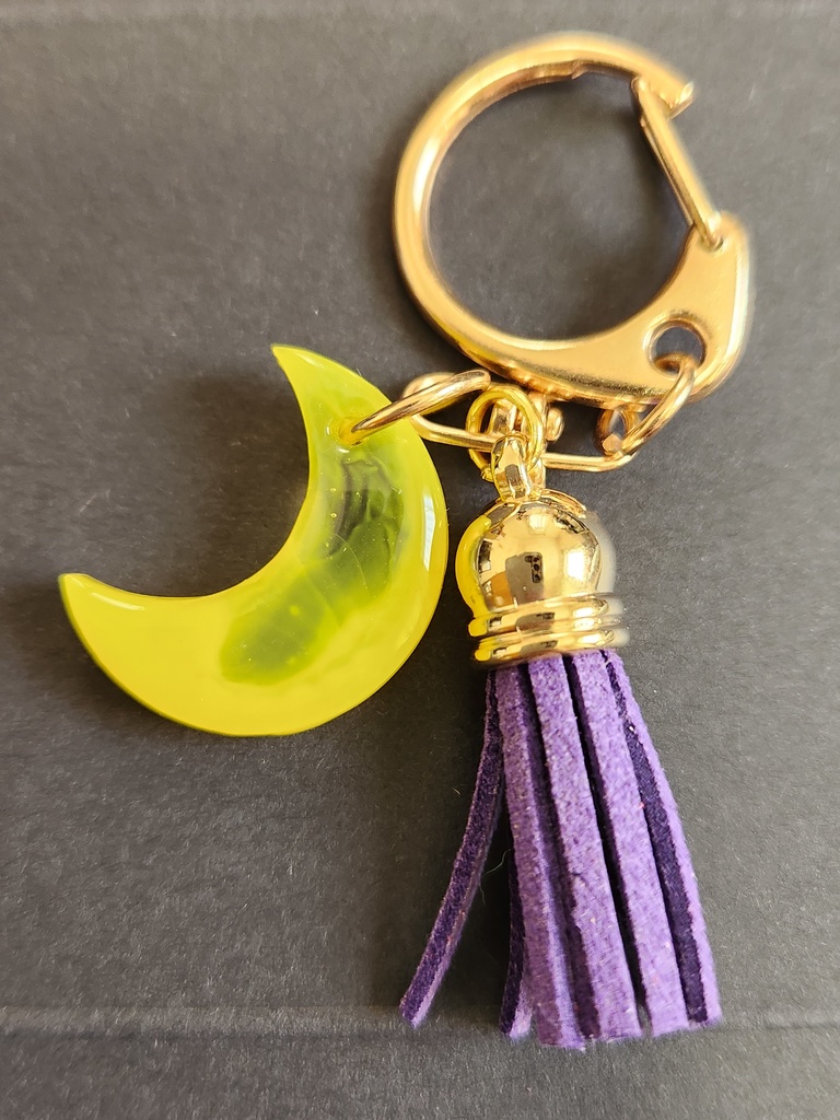 三日月 キーホルダー