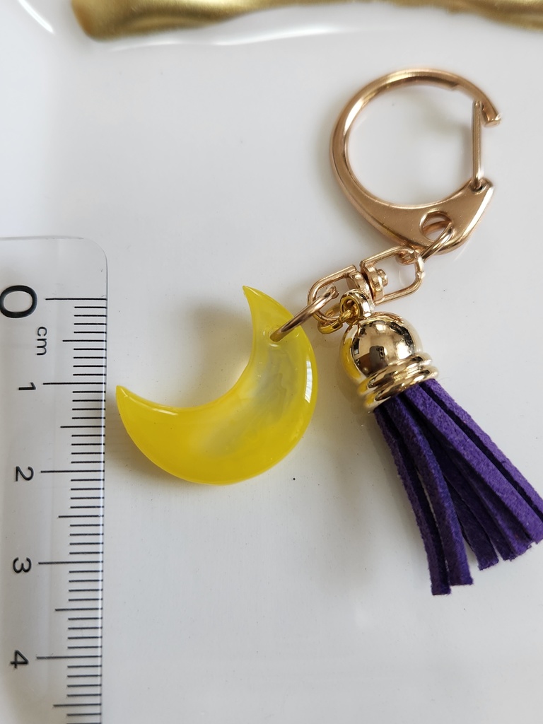 三日月 キーホルダー