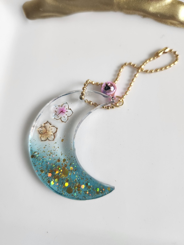 三日月 キーホルダー