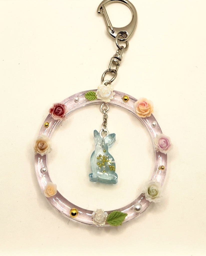 レジン 薔薇とうさぎ キーホルダー