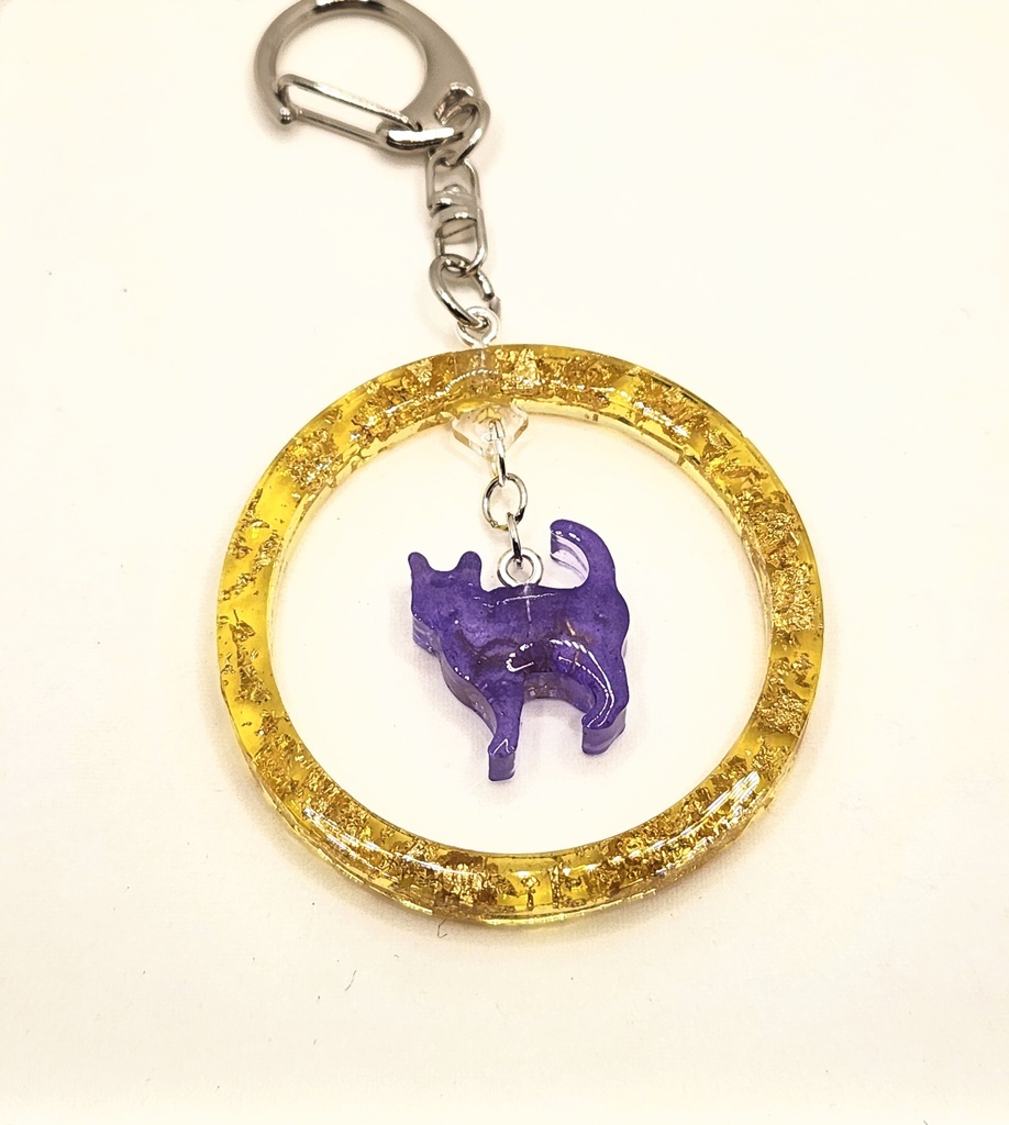 レジン 金の輪と猫 キーホルダー