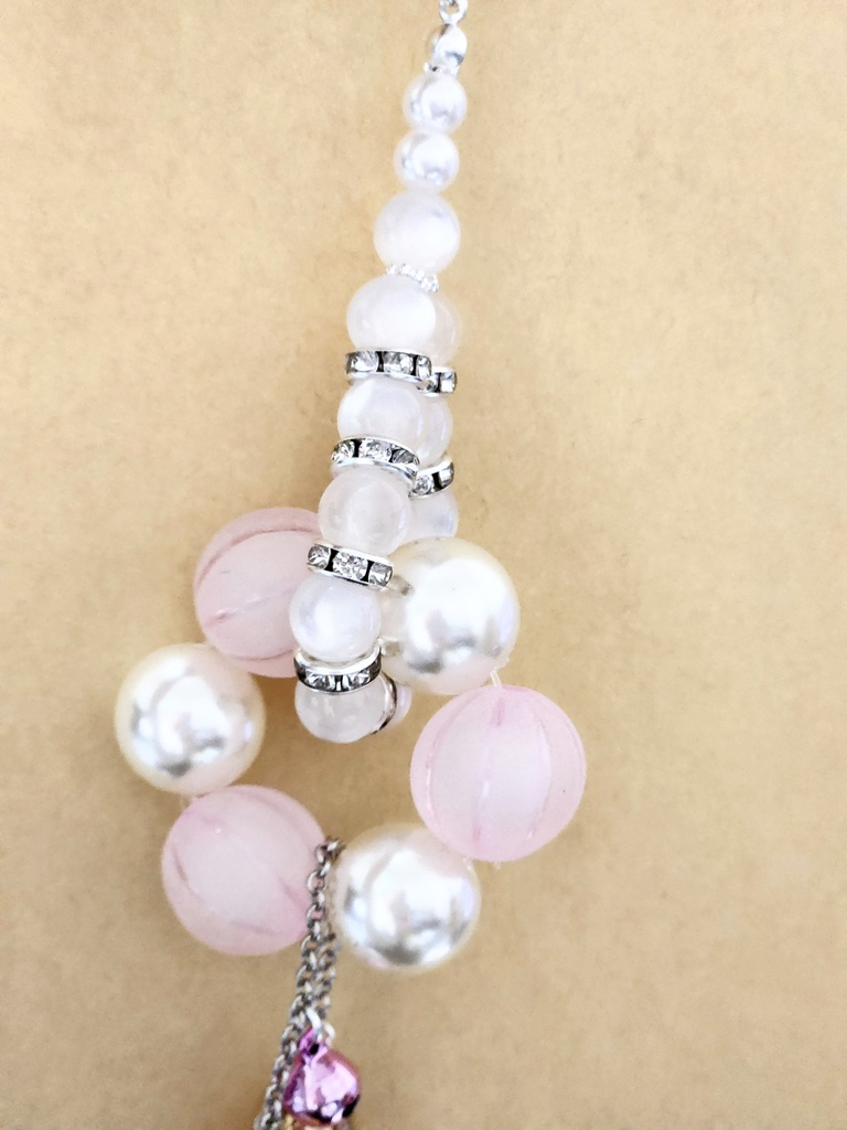 ビーズとレジンのキーホルダー