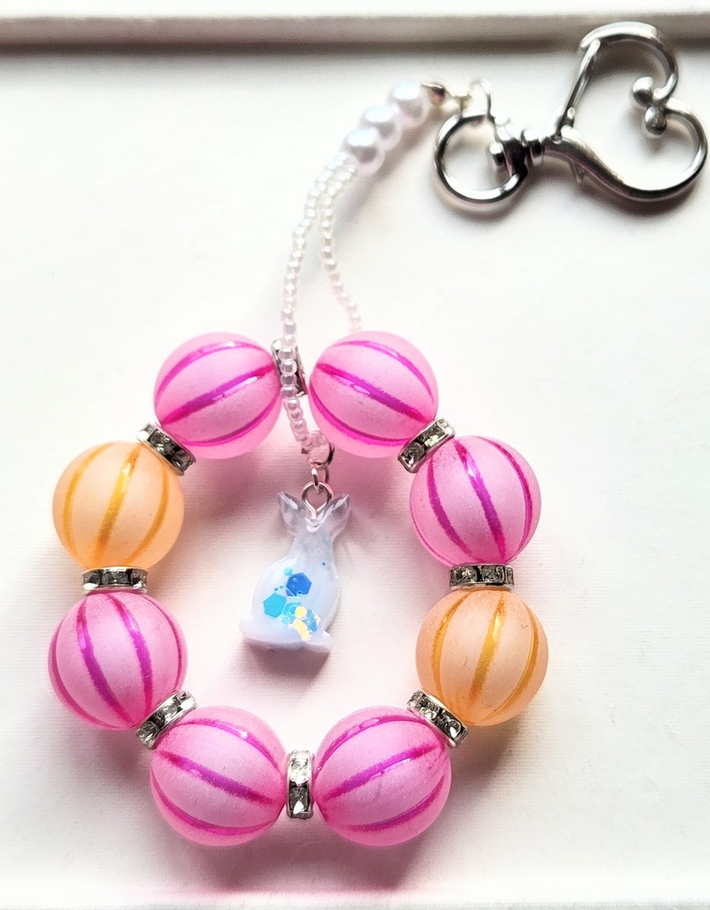 ビーズとレジンのキーホルダー