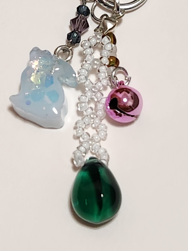 キーホルダー レジン ビーズ うさぎ