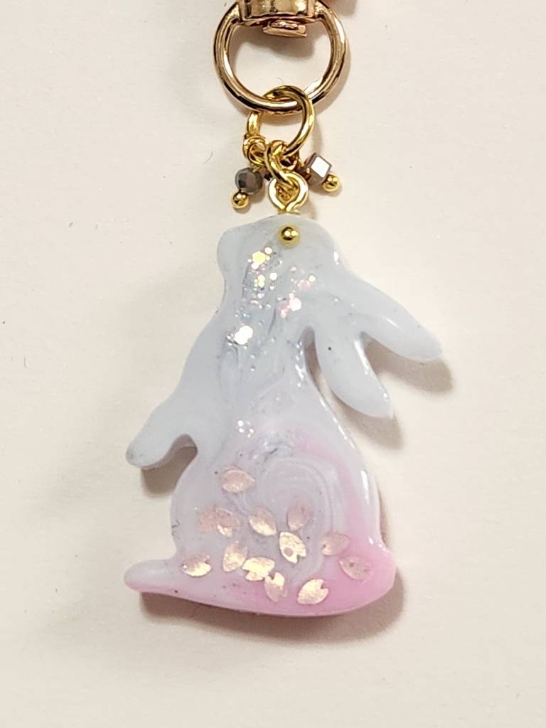 レジン うさぎ キーホルダー