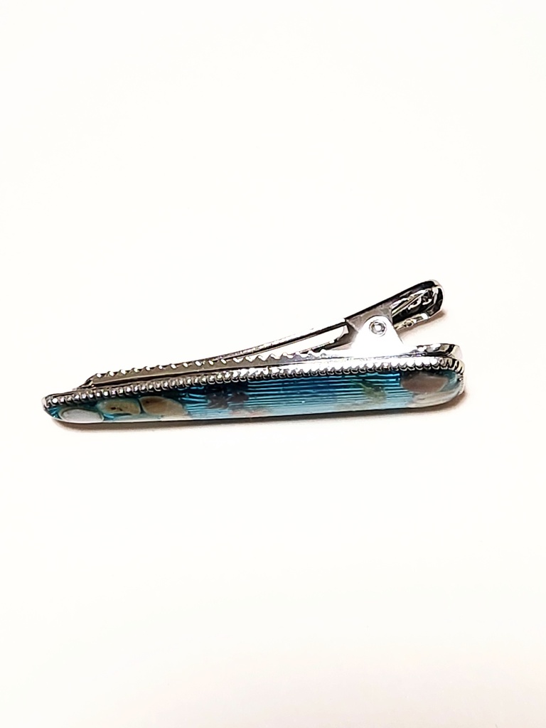 レジン 金魚の泳ぐ水辺ヘアクリップ