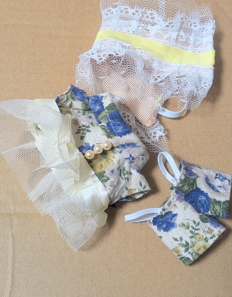 【10～12cmぬい服】ブルーローズのクラシカル2wayワンピース【ハンドメイド】