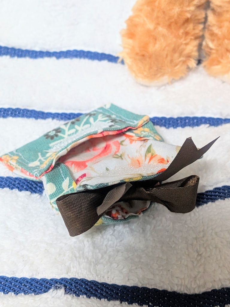 【10~15cmぬい用】リーフグリーンのリボントート【ハンドメイド】