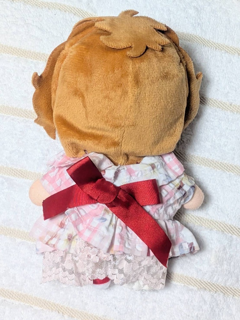 【16cmぬい服】くすみフラワーのサマードレス【ハンドメイド】