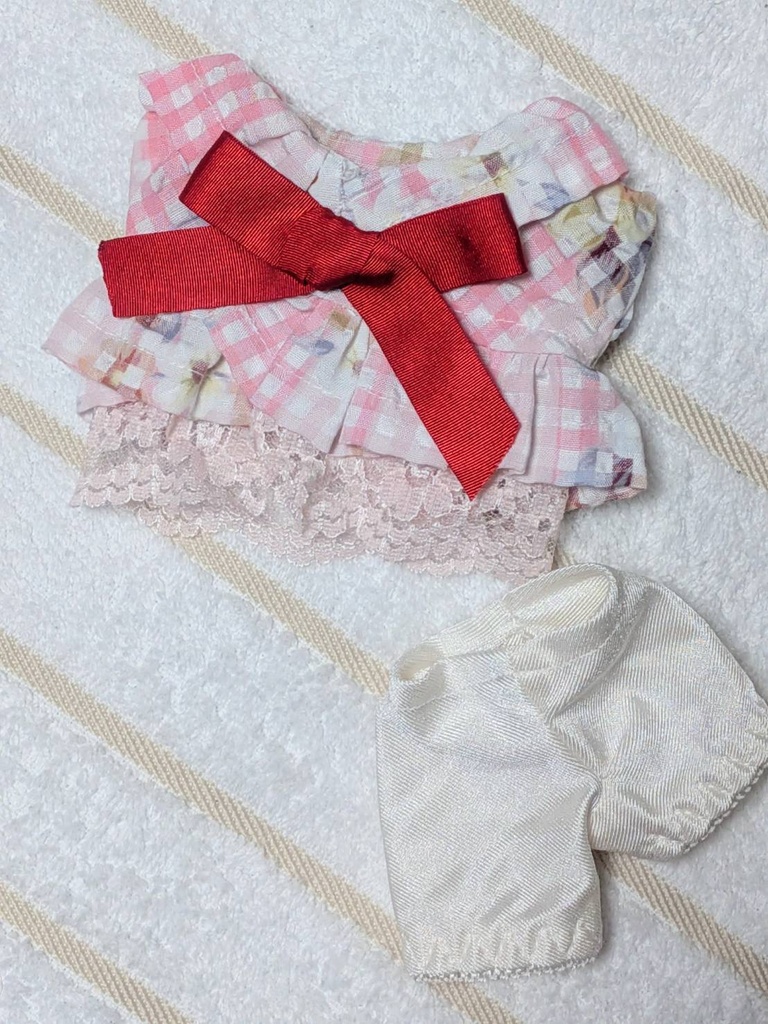 【16cmぬい服】くすみフラワーのサマードレス【ハンドメイド】