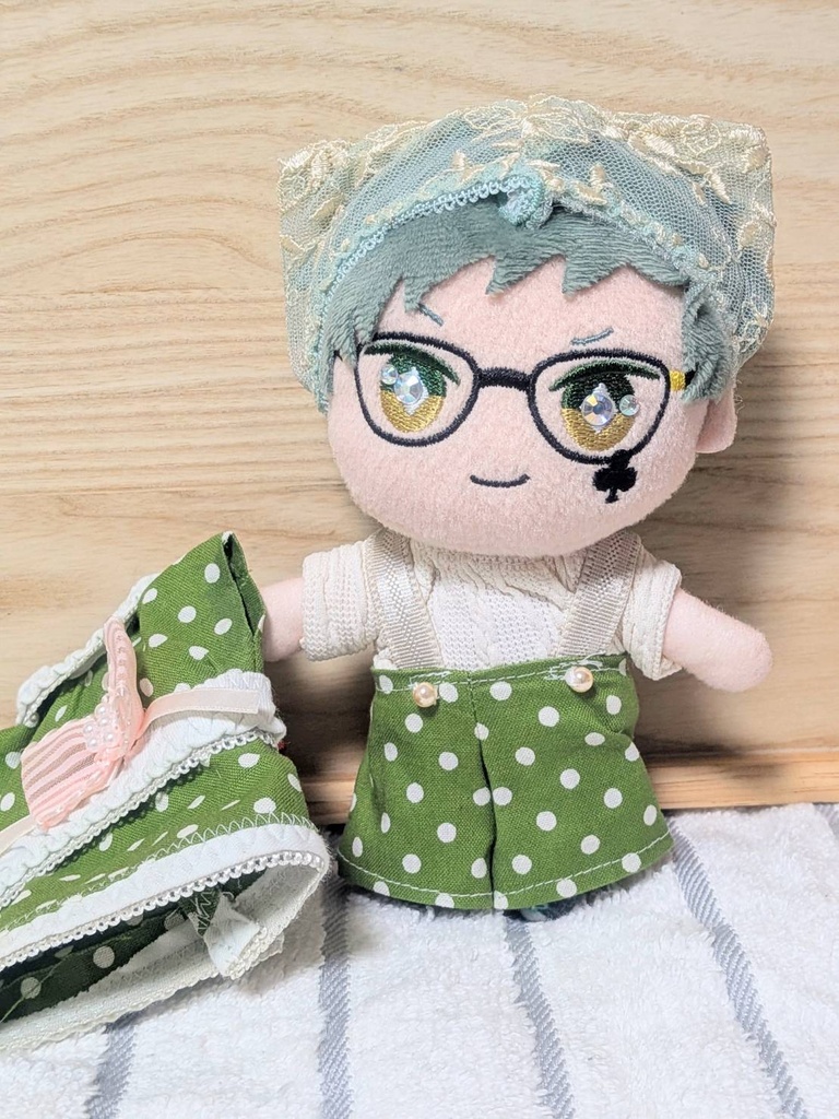 【16cmぬい服】くすみグリーンの2wayドットセットアップ