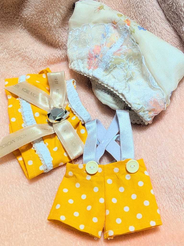 【16cmぬい服】レモンカラービジュー2wayセットアップ