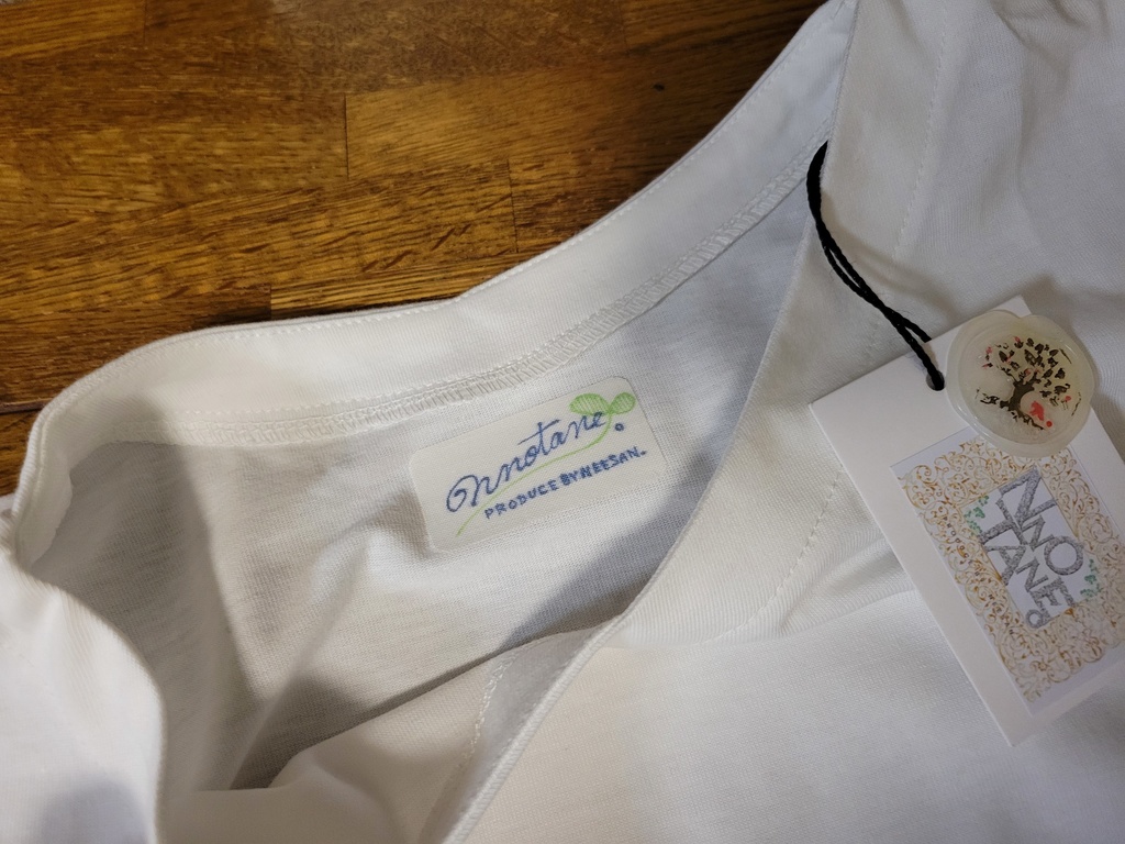 デザインTシャツ💓オフホワイト🍃【あんしんBOOTHパック】コンパクト