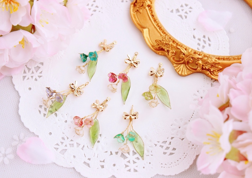 A3!【劇団イメージ ディップフラワーの花束ピアス・イヤリング】