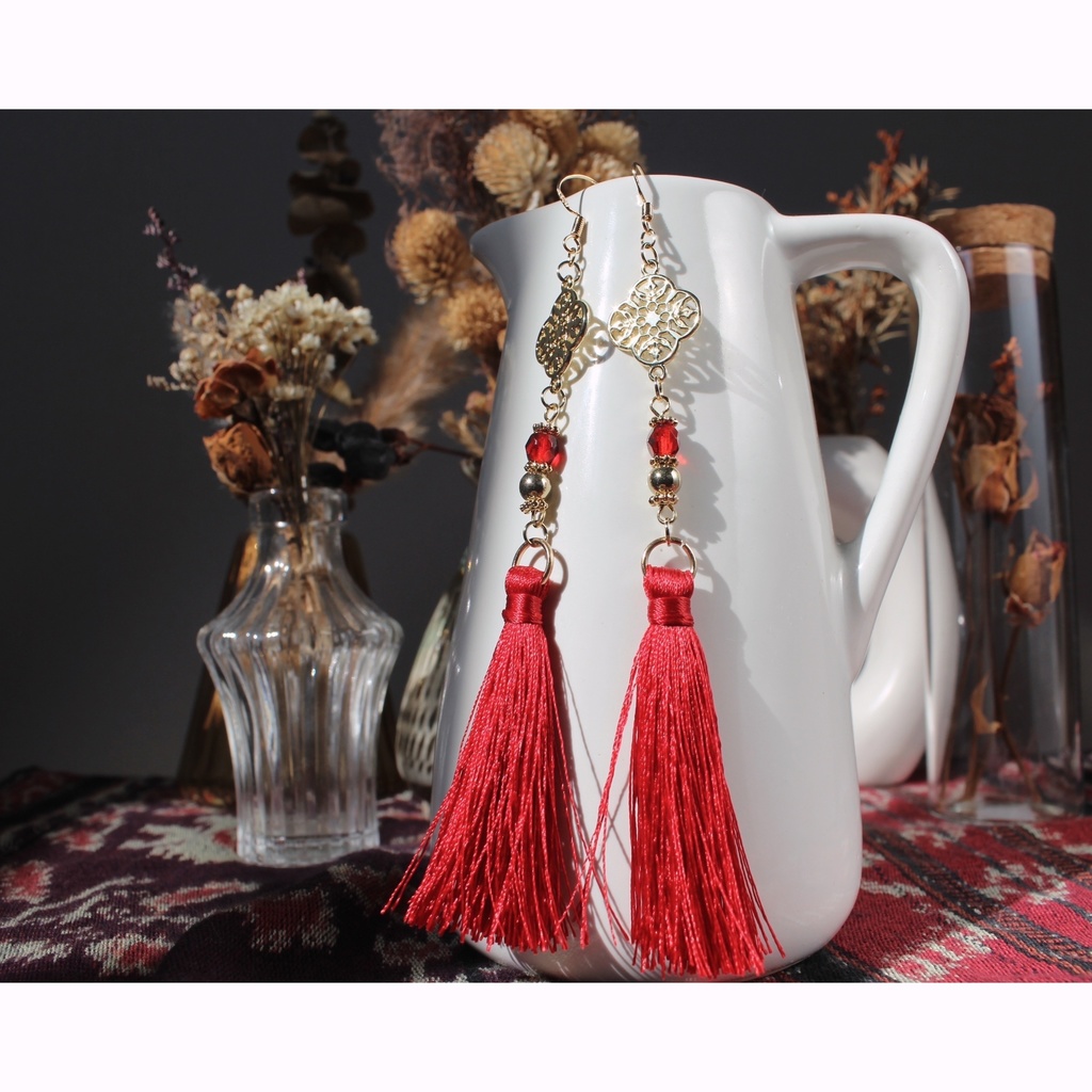 中華風✦紅い花のチャイナタッセルピアス(イヤリング)