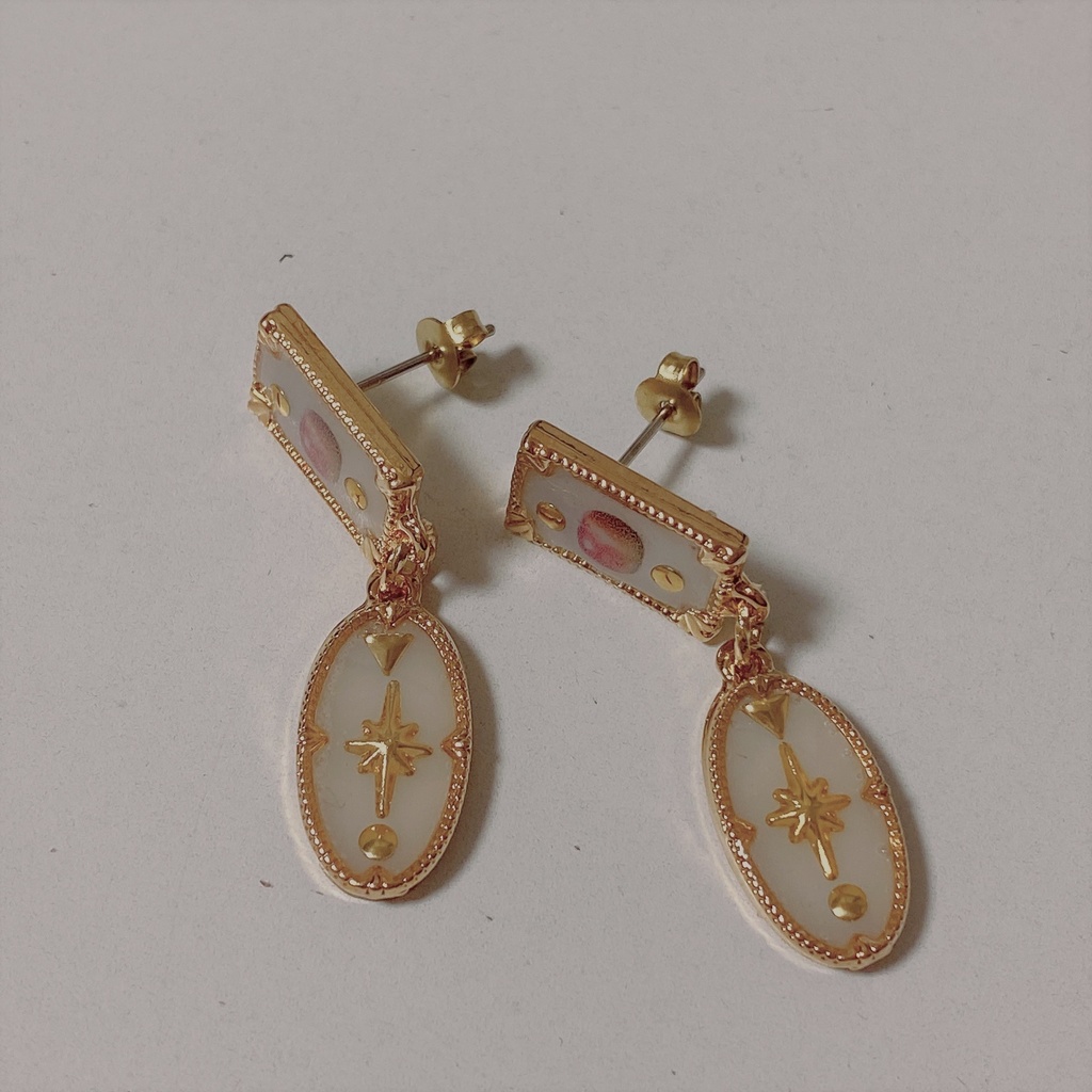 おみみの補佐官