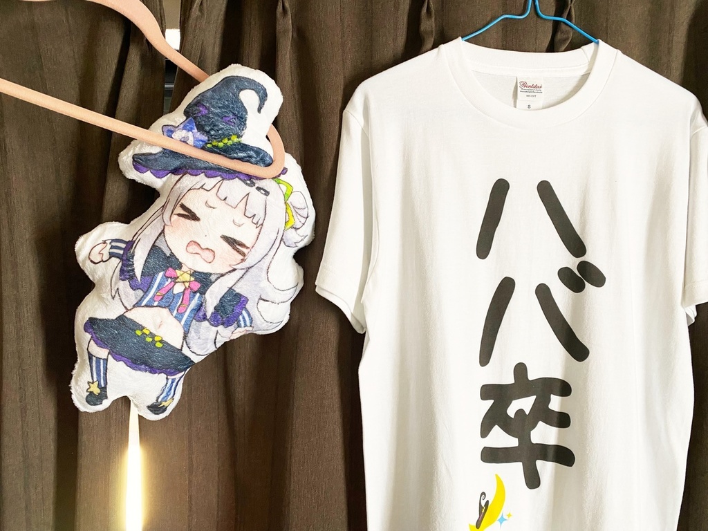 【非公式】クッションと化したシオンちゃん