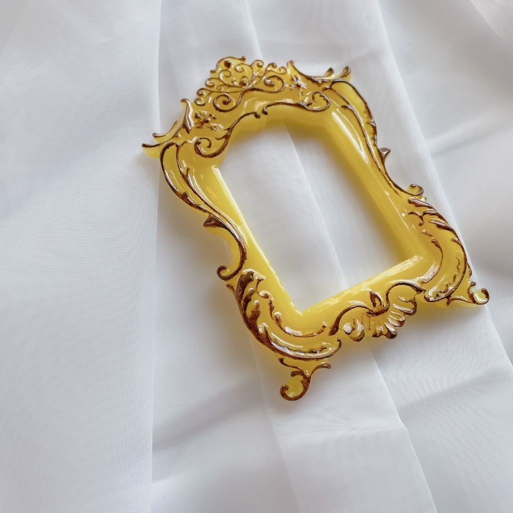 猫足額縁トレカケース