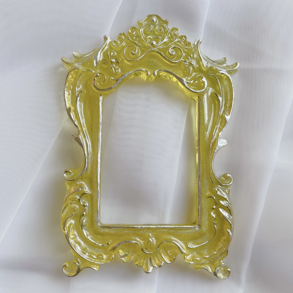 猫足額縁トレカケース