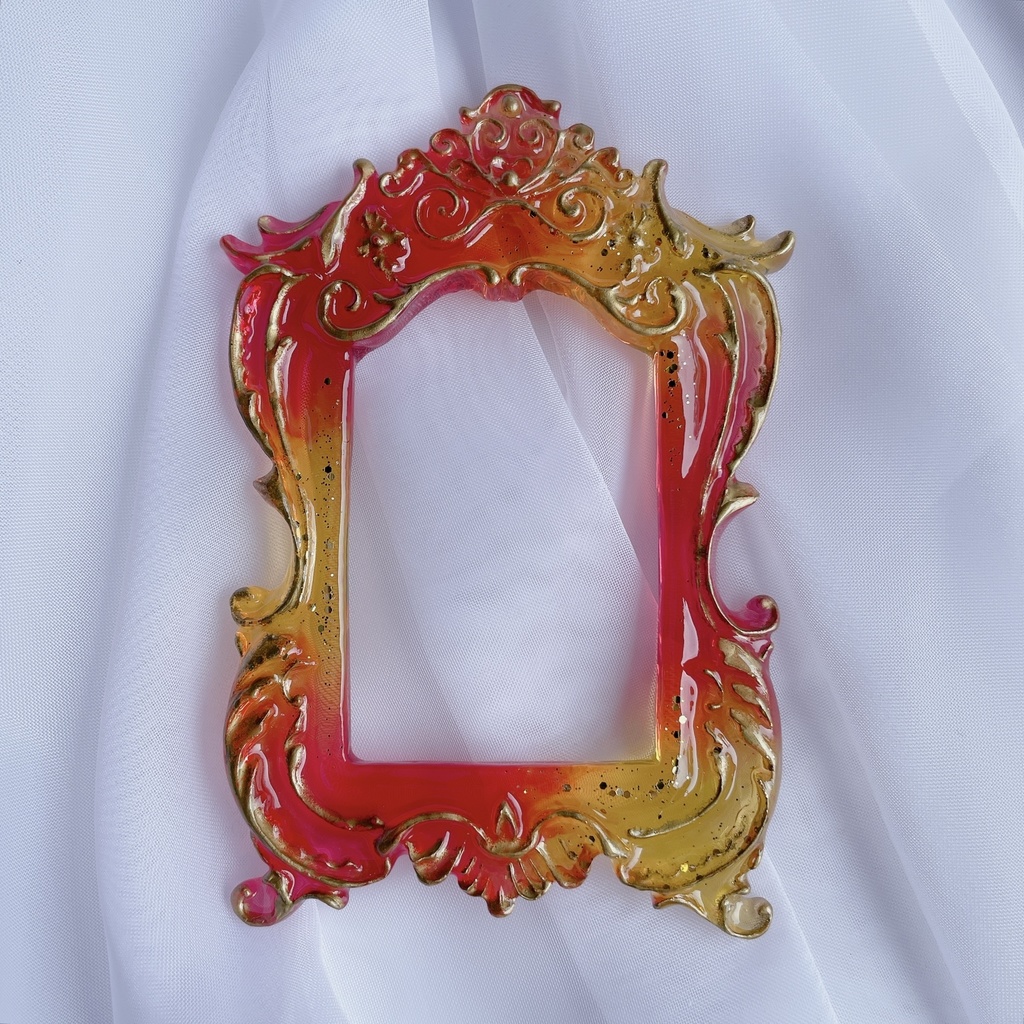 猫足額縁トレカケース