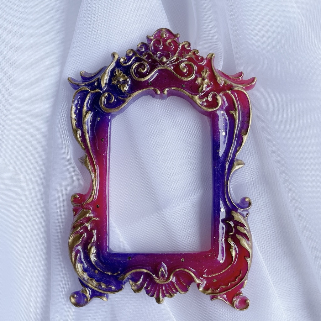 猫足額縁トレカケース