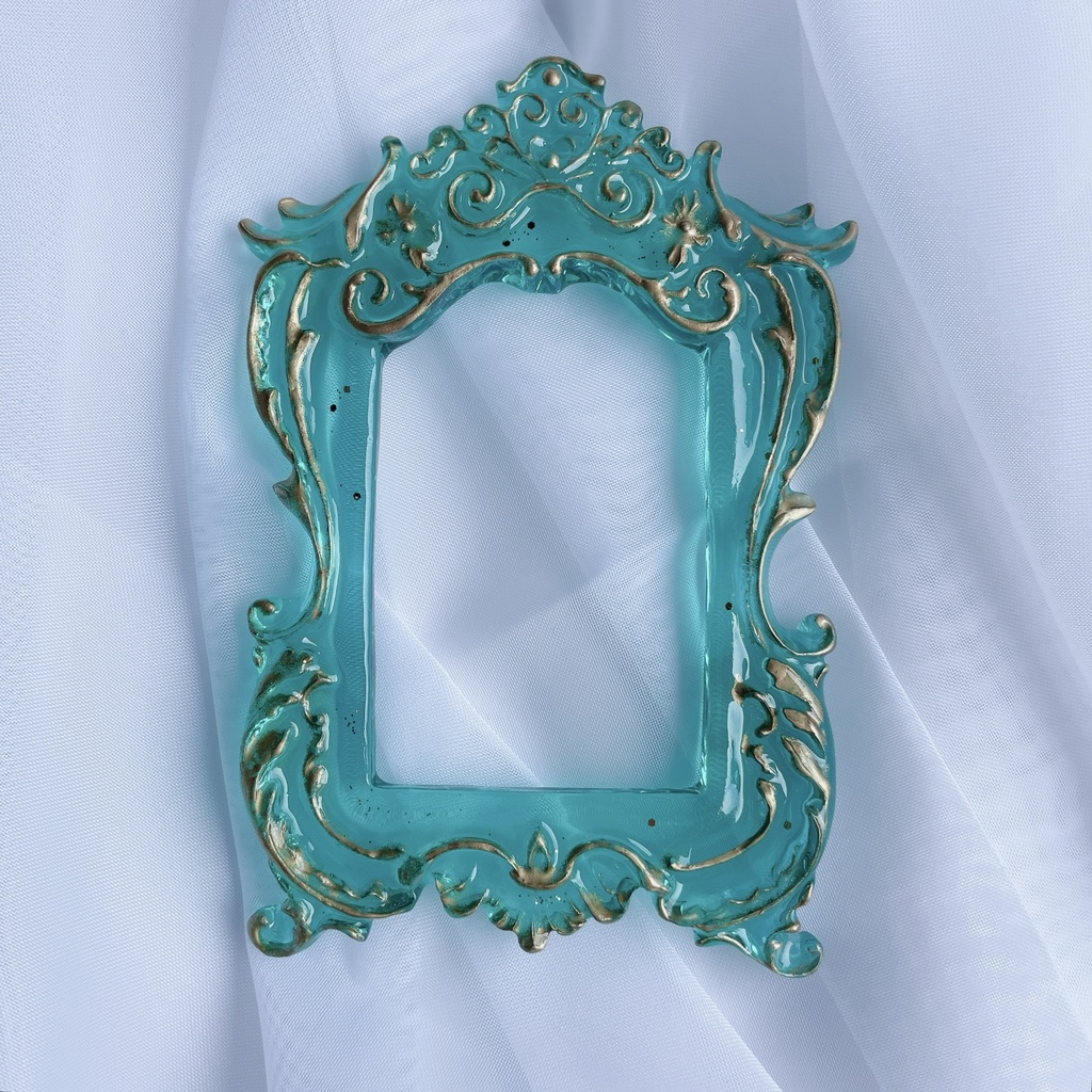 猫足額縁トレカケース