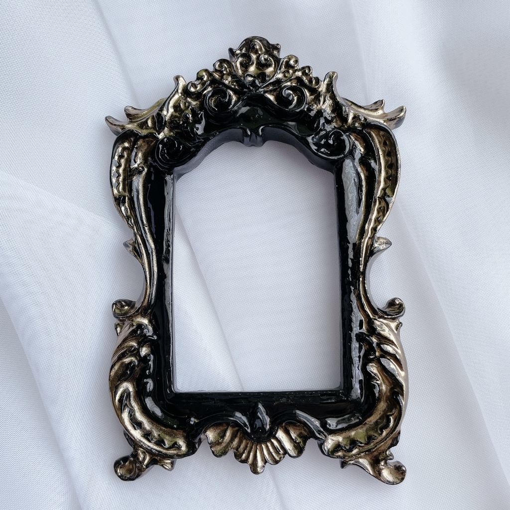 猫足額縁トレカケース