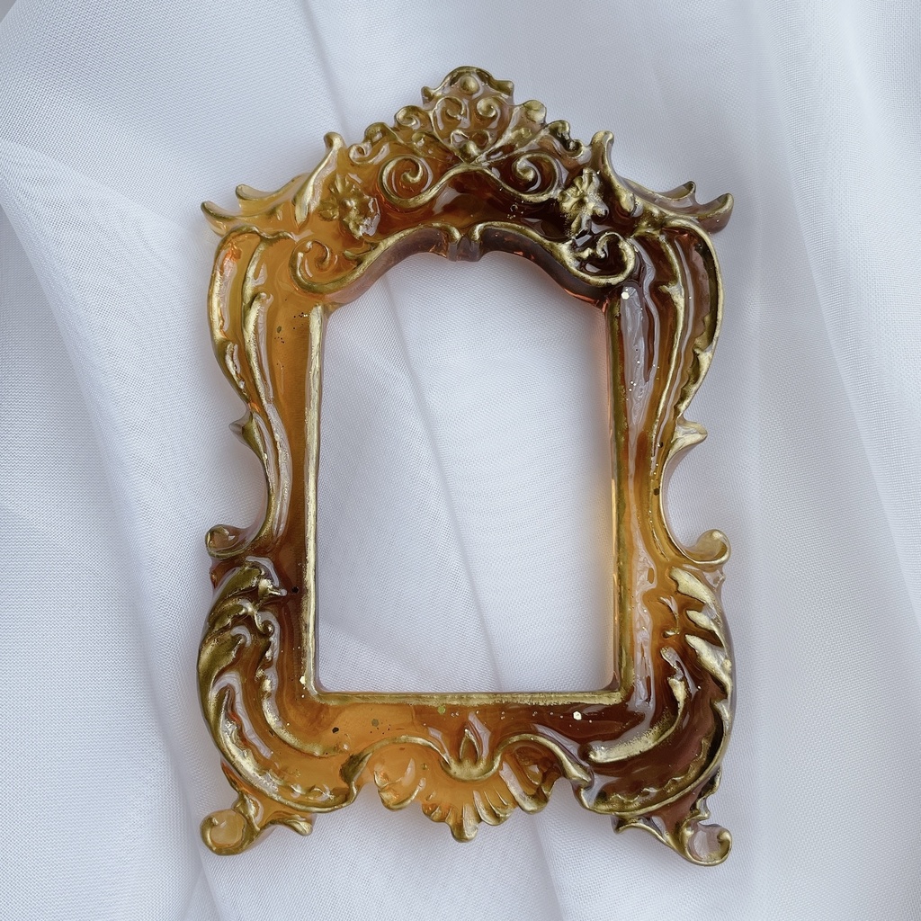 猫足額縁トレカケース