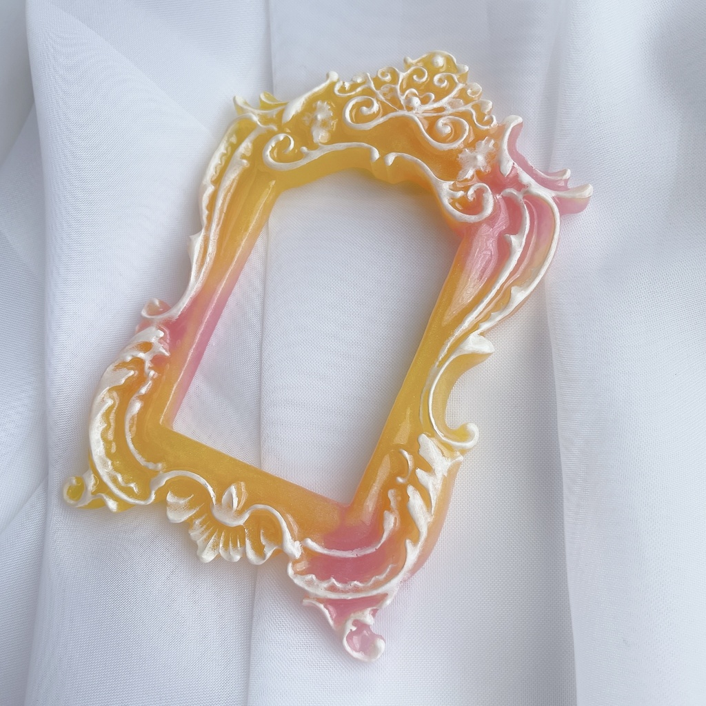 猫足額縁トレカケース