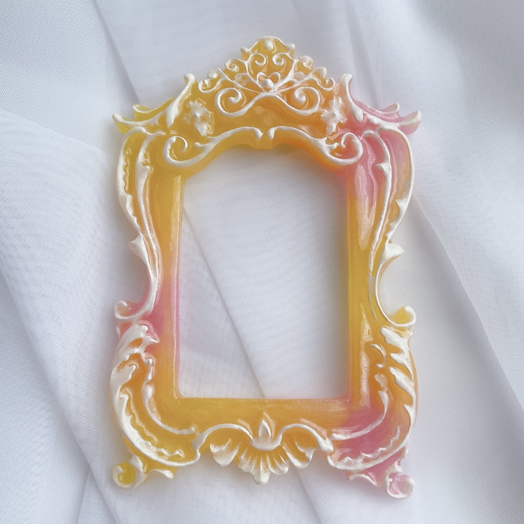 猫足額縁トレカケース