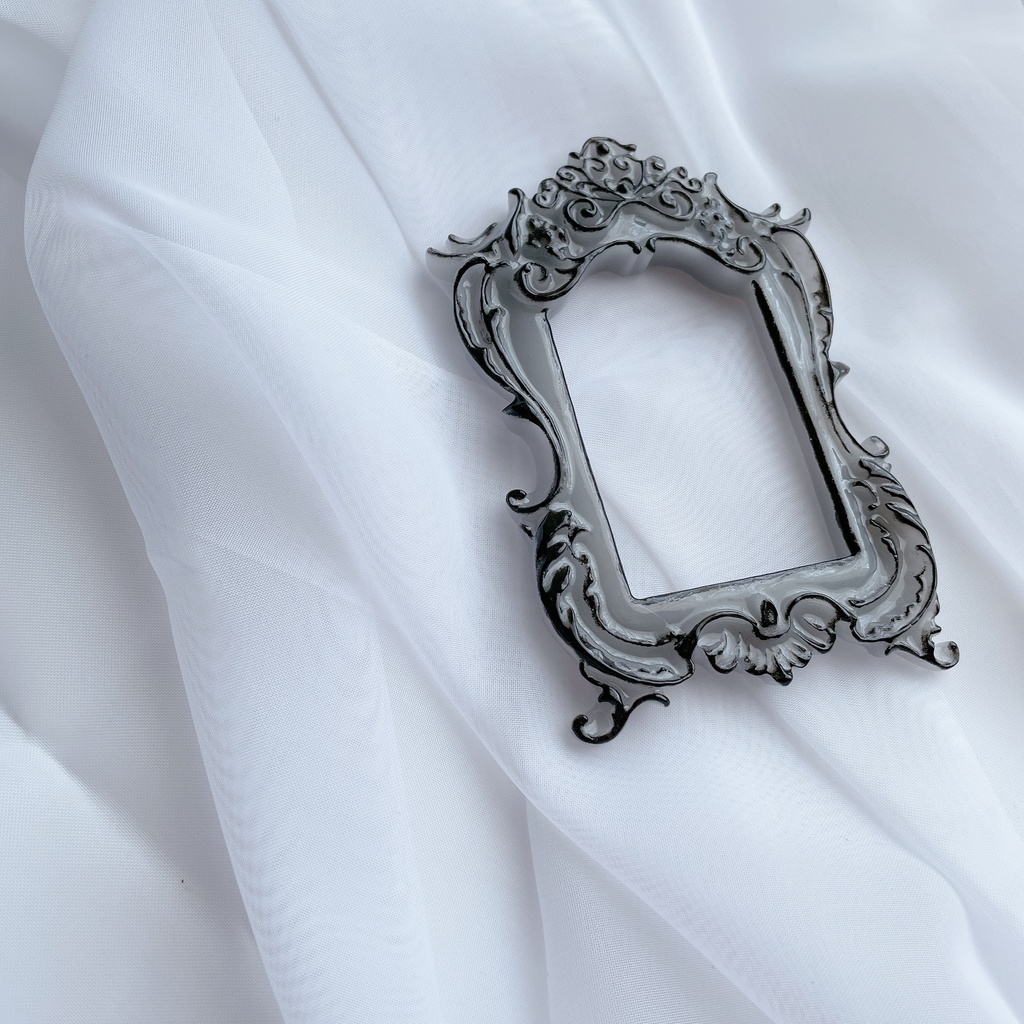 猫足額縁トレカケース