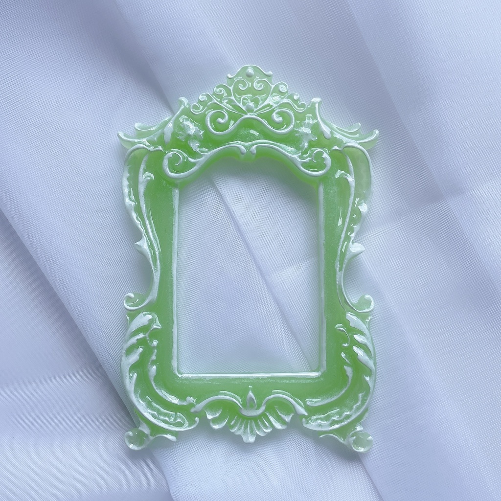 猫足額縁トレカケース