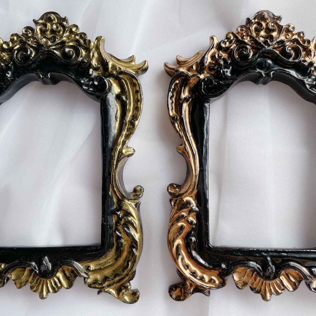 猫足額縁トレカケース