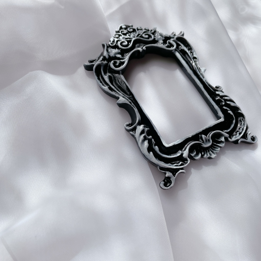 猫足額縁トレカケース