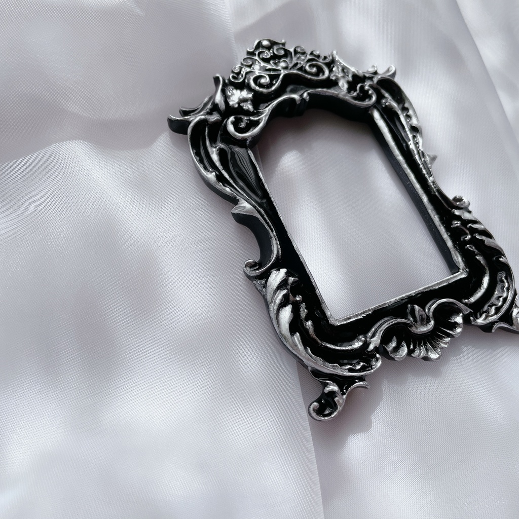 猫足額縁トレカケース