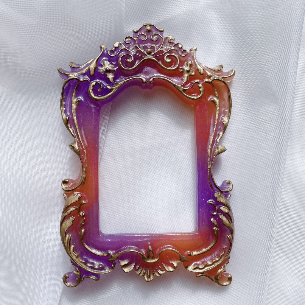 猫足額縁トレカケース