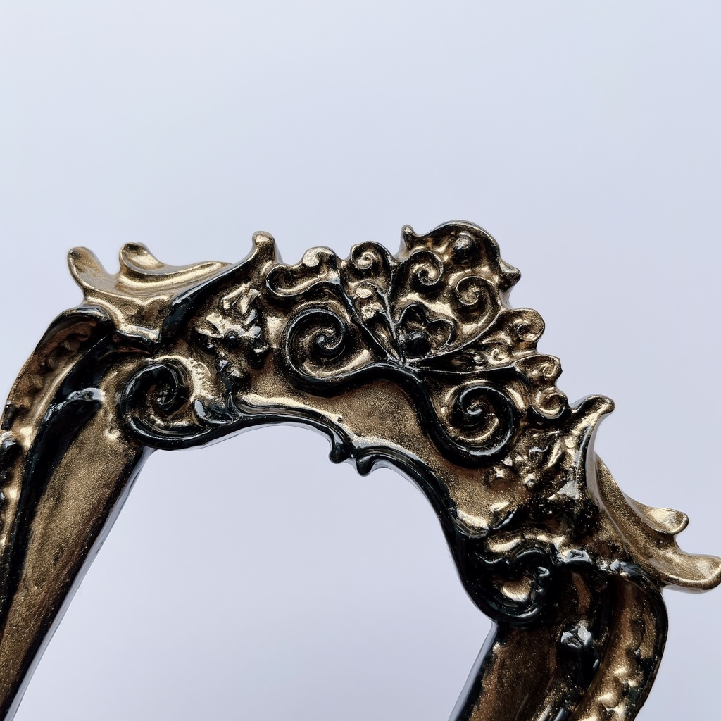 猫足額縁トレカケース