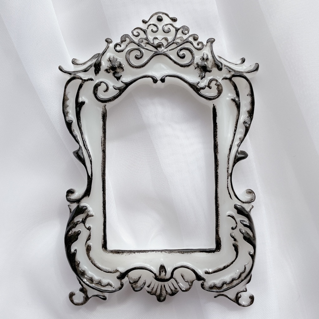 猫足額縁トレカケース