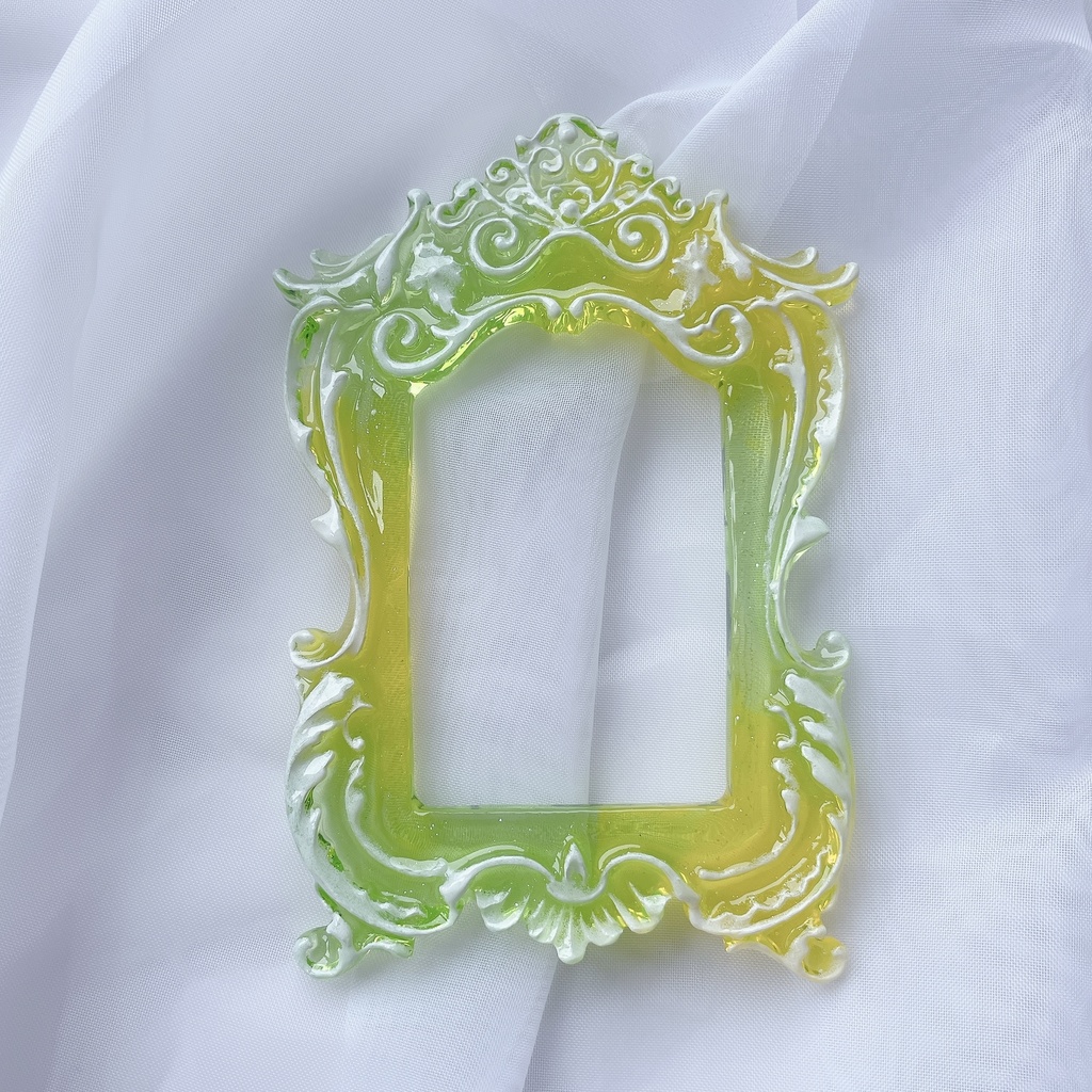 猫足額縁トレカケース