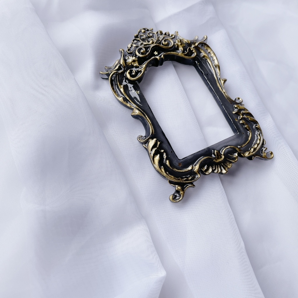 猫足額縁トレカケース