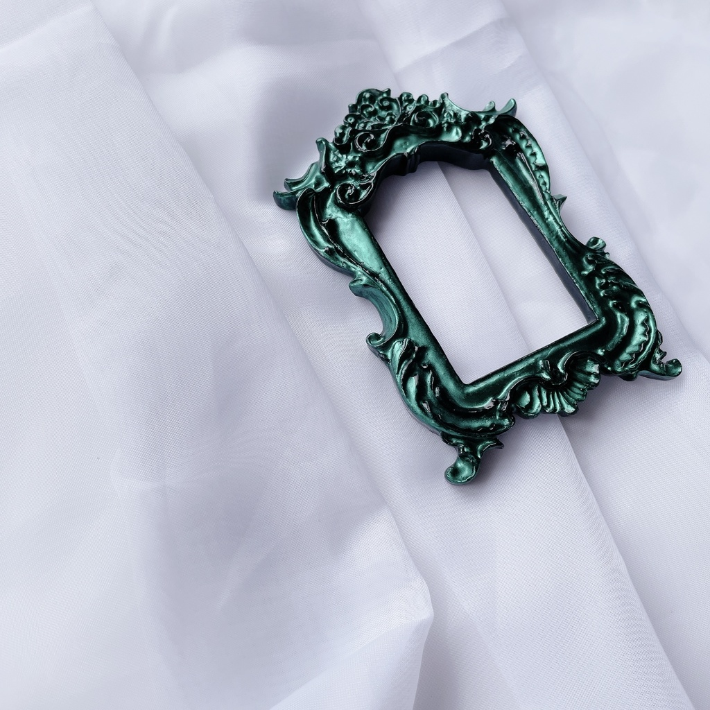 猫足額縁トレカケース