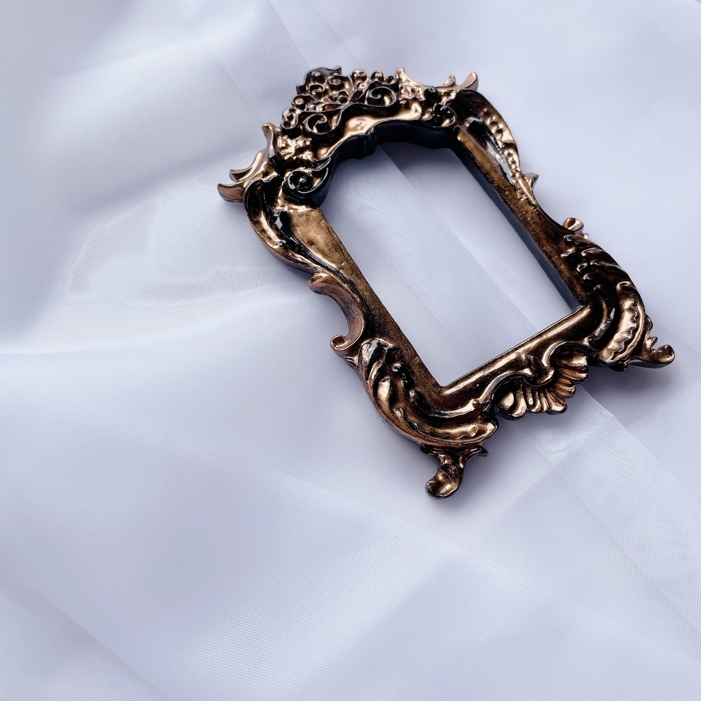 猫足額縁トレカケース