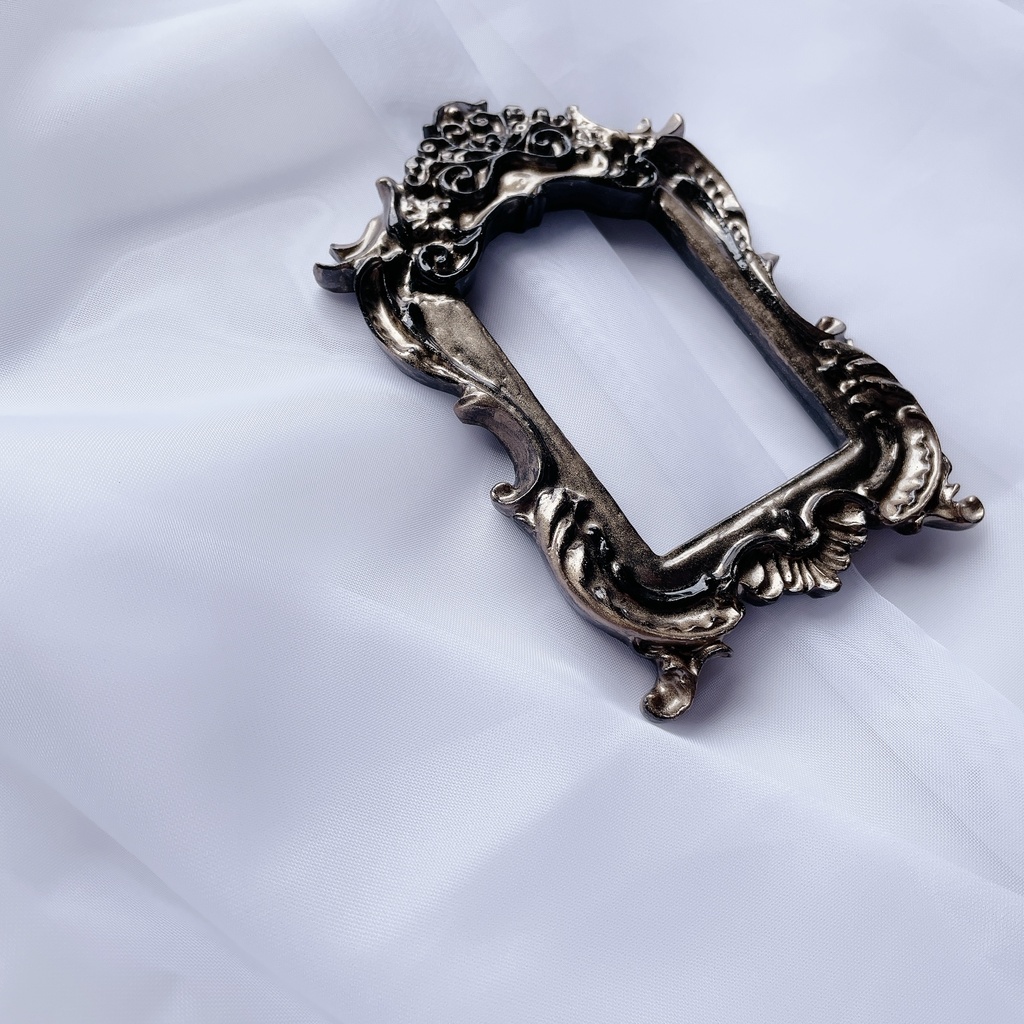 猫足額縁トレカケース