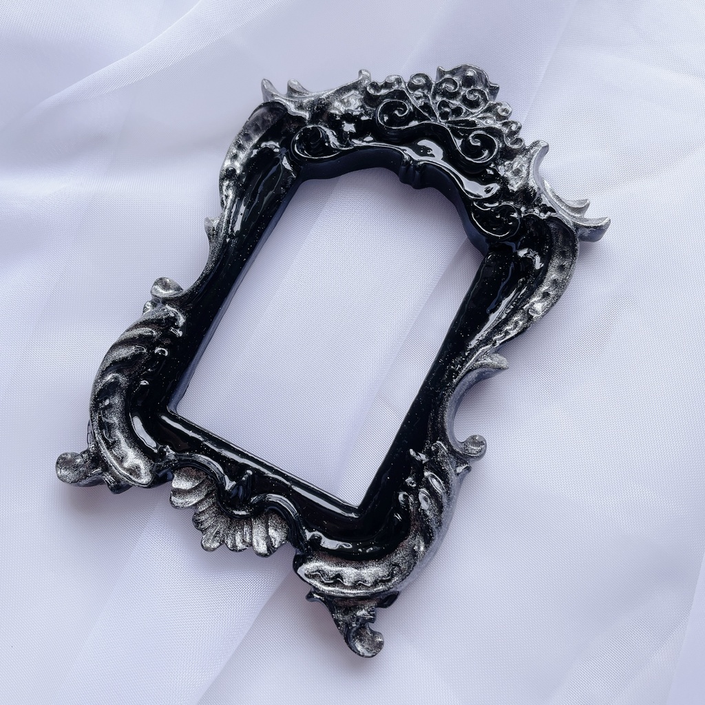 猫足額縁トレカケース