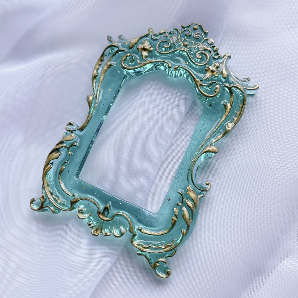 猫足額縁トレカケース