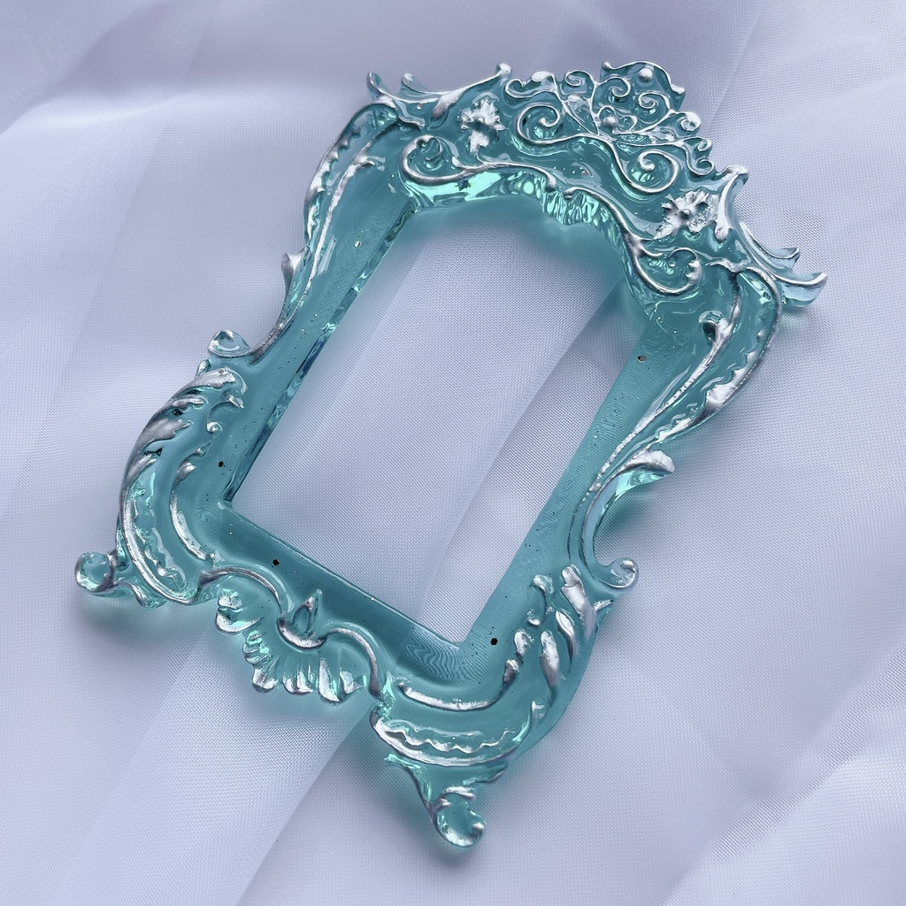 猫足額縁トレカケース