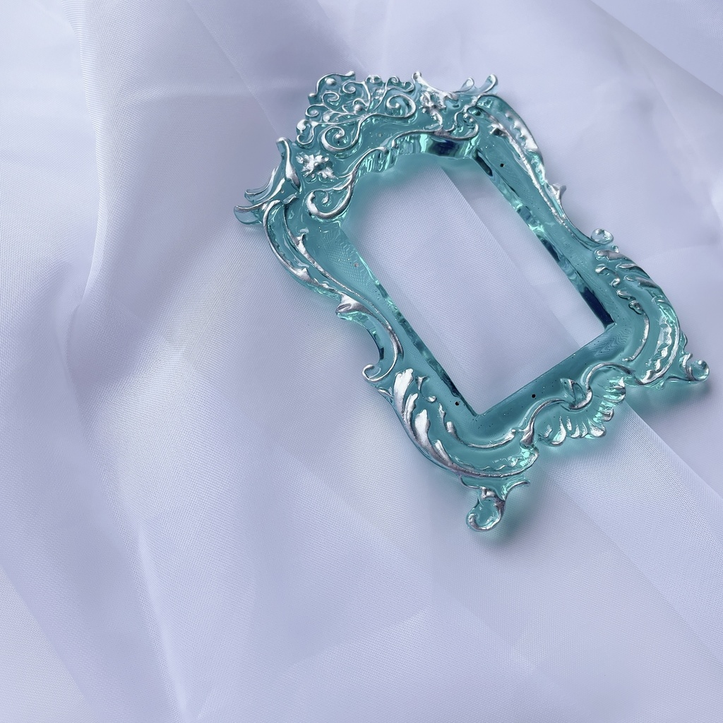 猫足額縁トレカケース