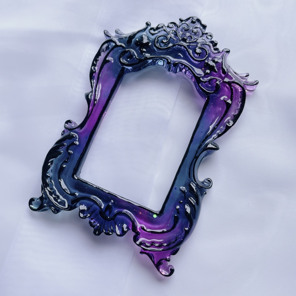 猫足額縁トレカケース