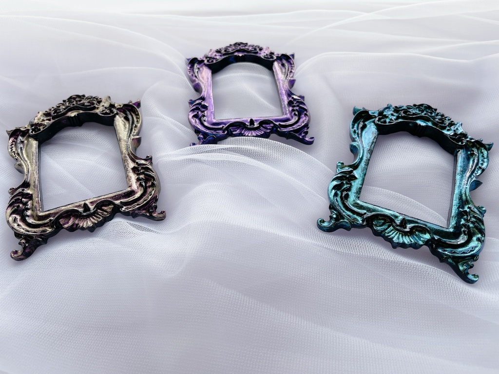 猫足額縁トレカケース